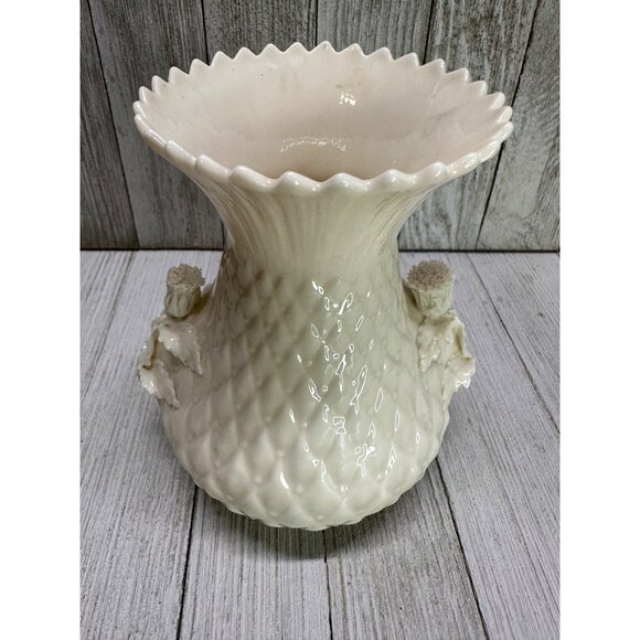 Vtg Belleek Irish Porcelain Thistle Vase 5th Green Mark MCM #0857 See Details - Picture 3 of 13